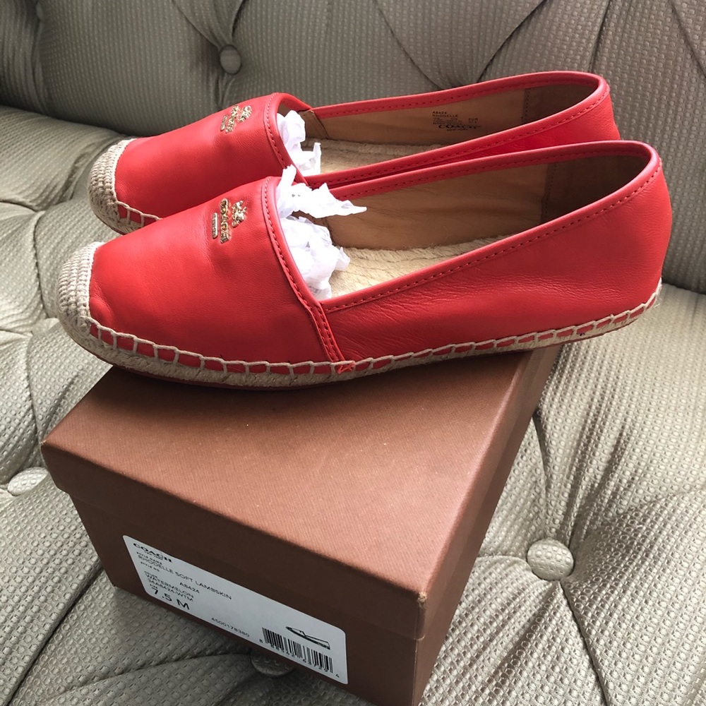 SOLD Coach Rhodelle loafer watermelon 7.5 NWB - Picture 4 of 12